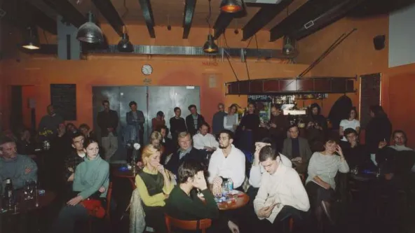 Stúdiószínházi napok . A 2001-es Stúdiószínházi napok díjkiosztó ünnepsége a Trafóban.